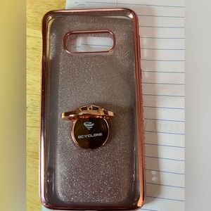 Iphone 8 pink glitter case with finger loop